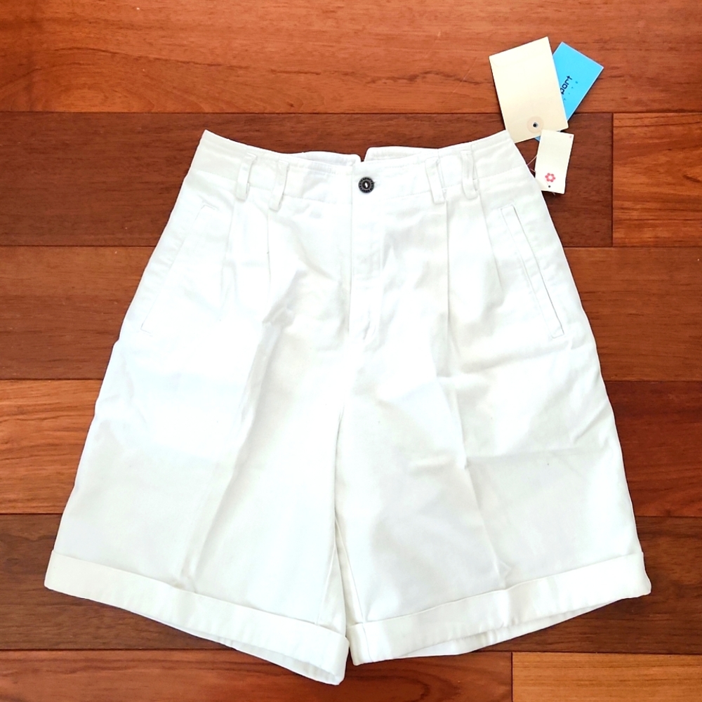 NWT Vintage Liz Sport White high-waisted knee-length shorts with folded hem 4P